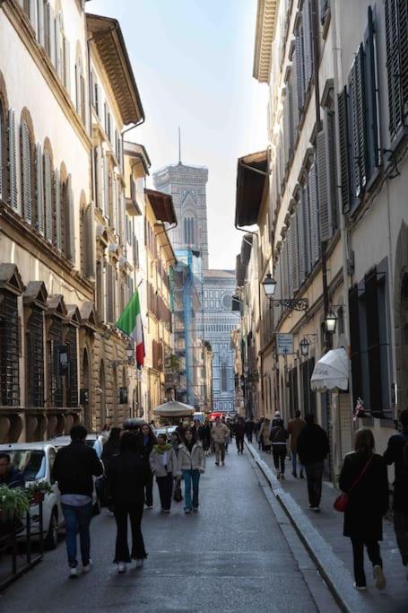 Patri House A Due Passi Dal Duomo Florenz